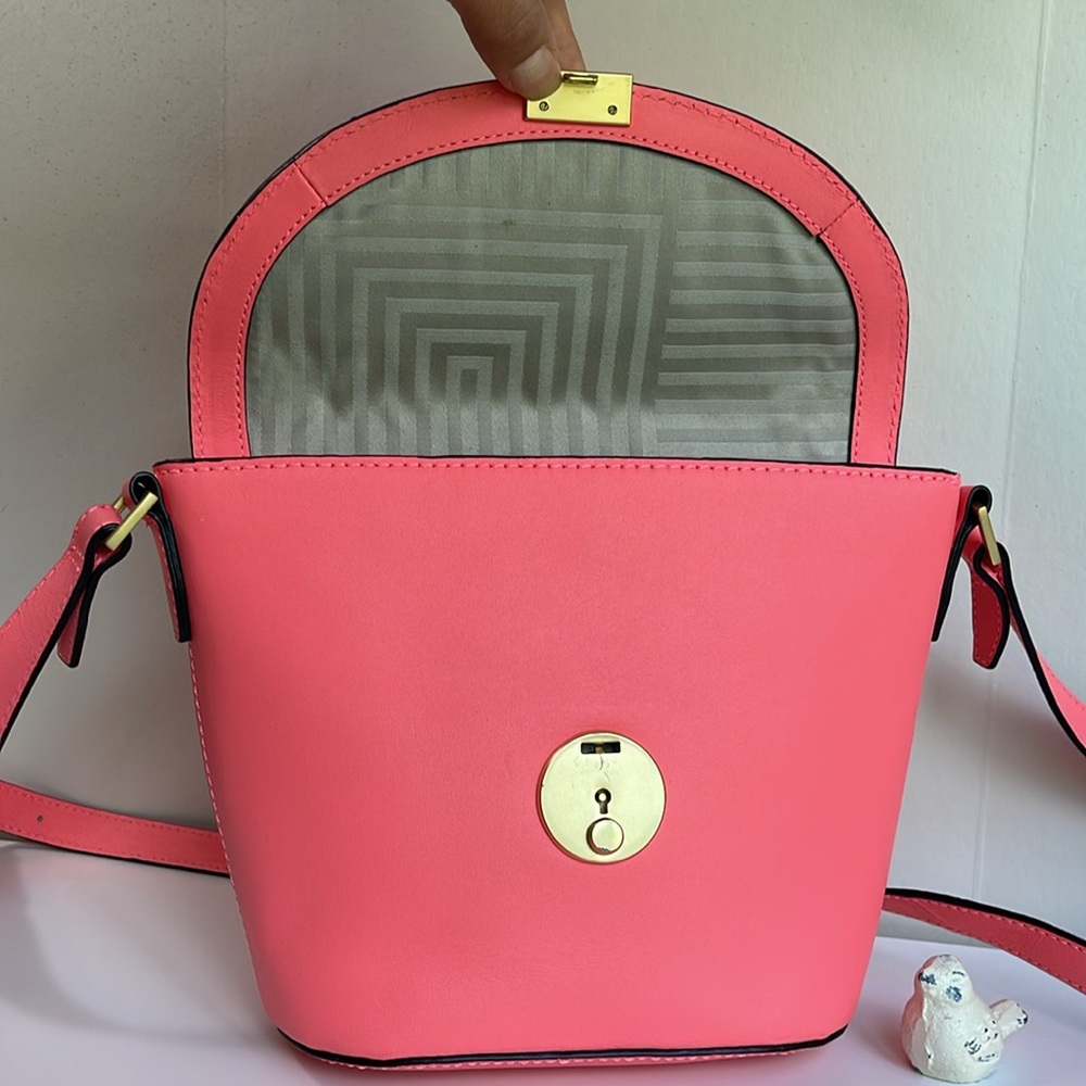 Kate Spade ♠️ Saturday Crossbody - Picture 10 of 16